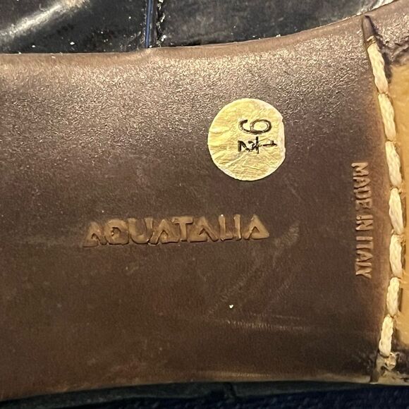 Aquatalia Black Patent Leather Heeled Boots with Chunky Heel Size 9.5 - Picture 6 of 7